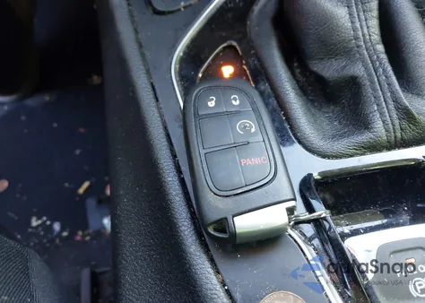 2021 Jeep Cherokee Altitude Fwd from USA, damaged, VIN 1C4PJLLB3MD237218